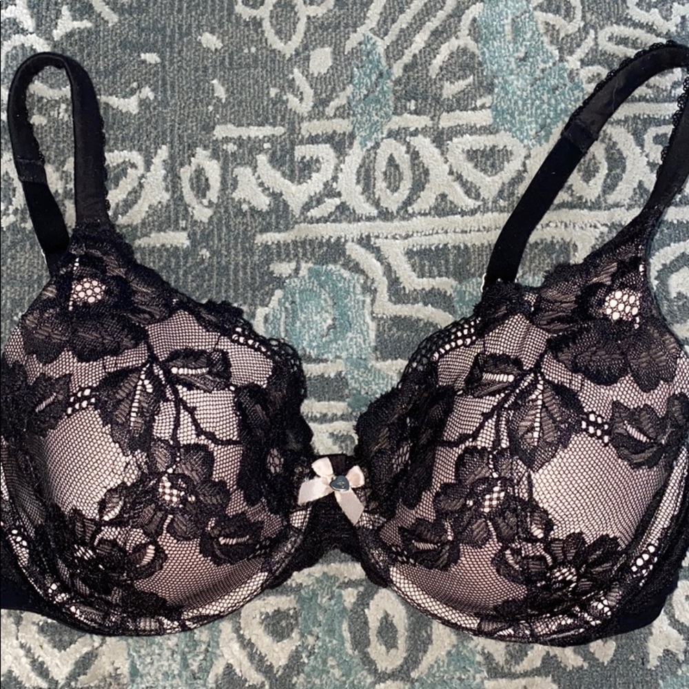 Victoria’s Secret Body by Victoria Bra